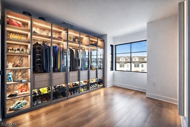 6 Harbor Front Ter 6, Elizabeth City, NJ 07206