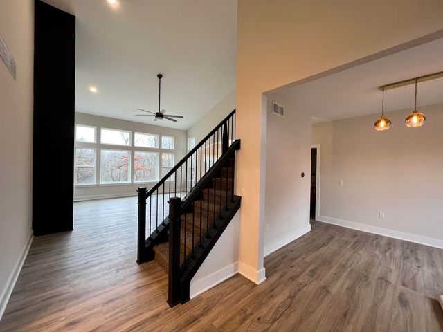 9412 Grand Summit Drive, Fenton, MI 48430