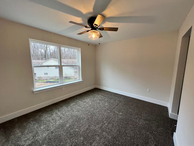 9412 Grand Summit Drive, Fenton, MI 48430