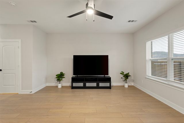 1205 Ginsburg Lane, Princeton, TX 75407