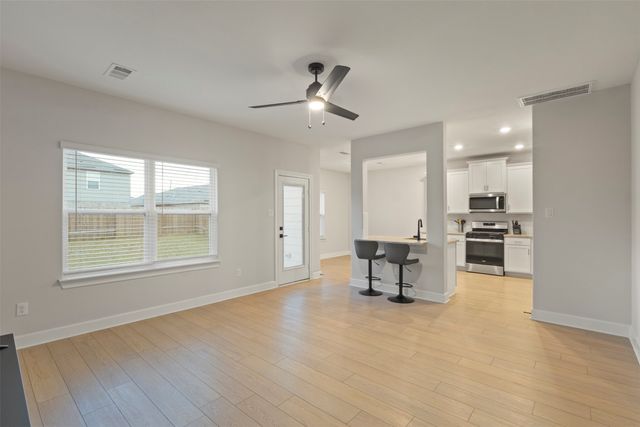 1205 Ginsburg Lane, Princeton, TX 75407