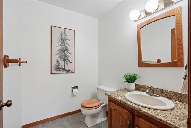 4408 NE Toad Rd, Iowa City, IA 52240