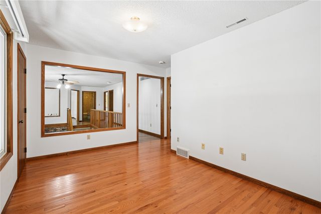 4408 NE Toad Rd, Iowa City, IA 52240