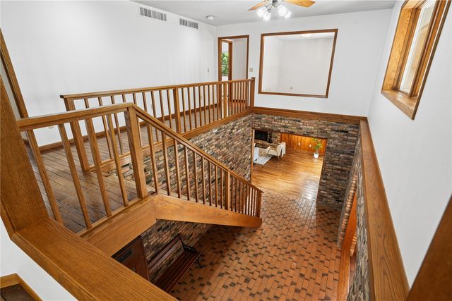 4408 NE Toad Rd, Iowa City, IA 52240