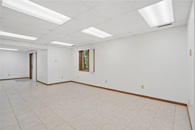 4408 NE Toad Rd, Iowa City, IA 52240