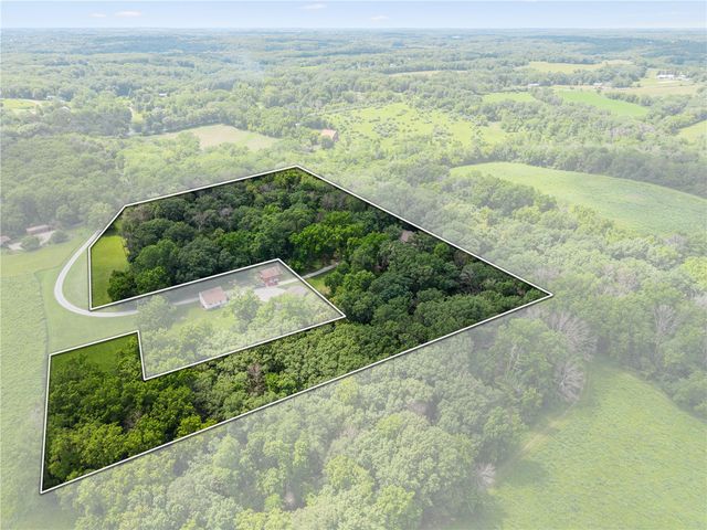 4408 NE Toad Rd, Iowa City, IA 52240