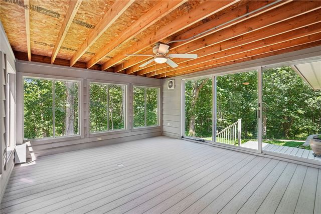 4408 NE Toad Rd, Iowa City, IA 52240