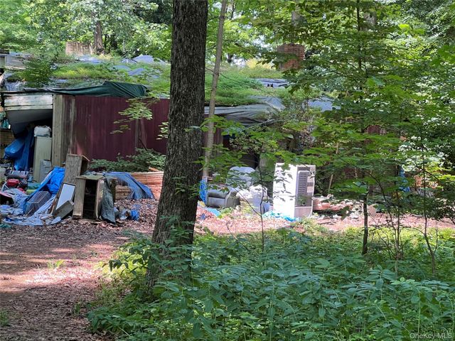 25 Hornbeck Ridge, Poughkeepsie, NY 12603