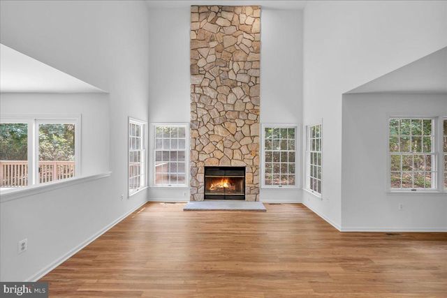 32 CONSTITUTION DR, Southampton, NJ 08088