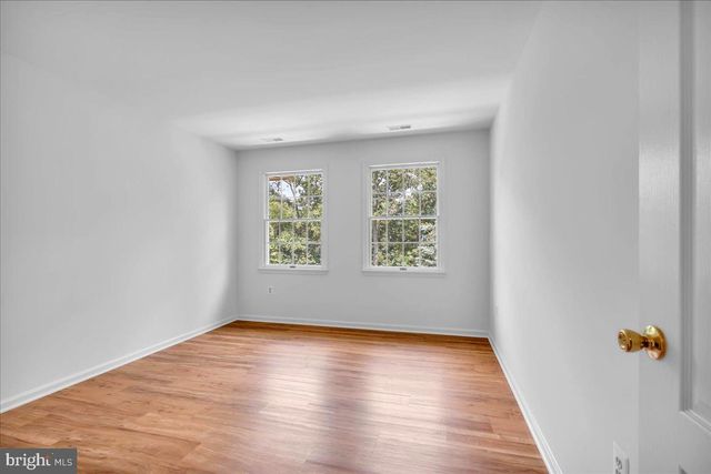 32 CONSTITUTION DR, Southampton, NJ 08088