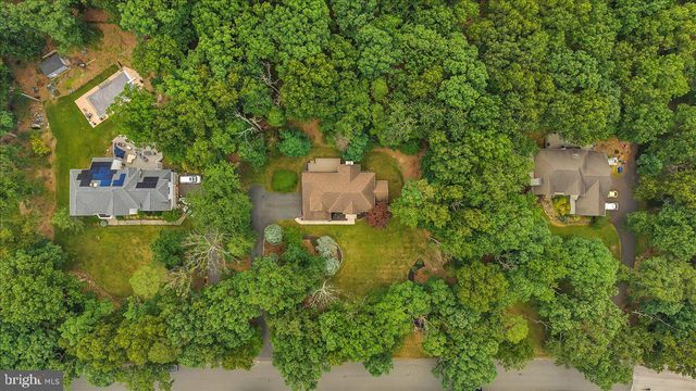 32 CONSTITUTION DR, Southampton, NJ 08088