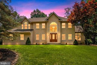 32 CONSTITUTION DR, Southampton, NJ 08088