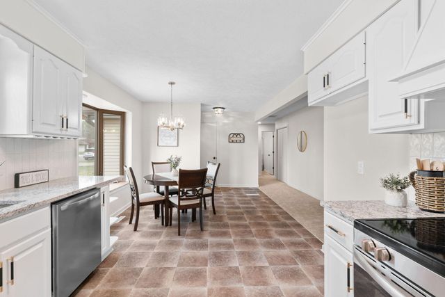 3643 W State Street, Springfield, MO 65802