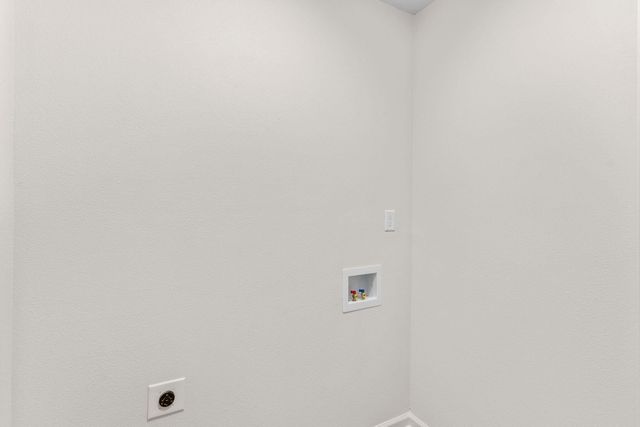 3643 W State Street, Springfield, MO 65802