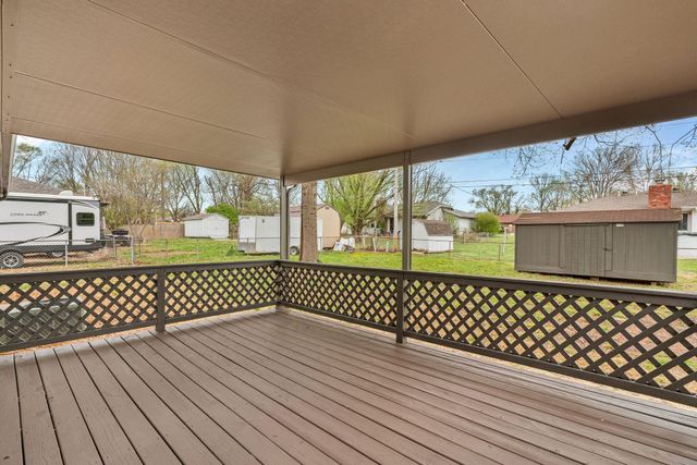 3643 W State Street, Springfield, MO 65802