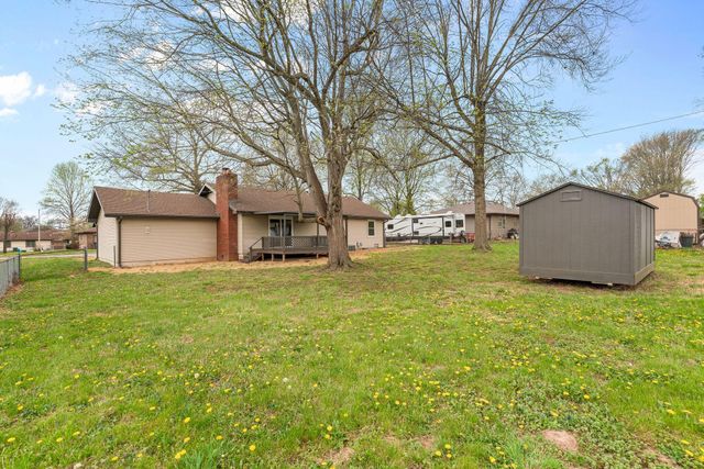 3643 W State Street, Springfield, MO 65802