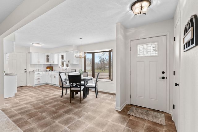 3643 W State Street, Springfield, MO 65802