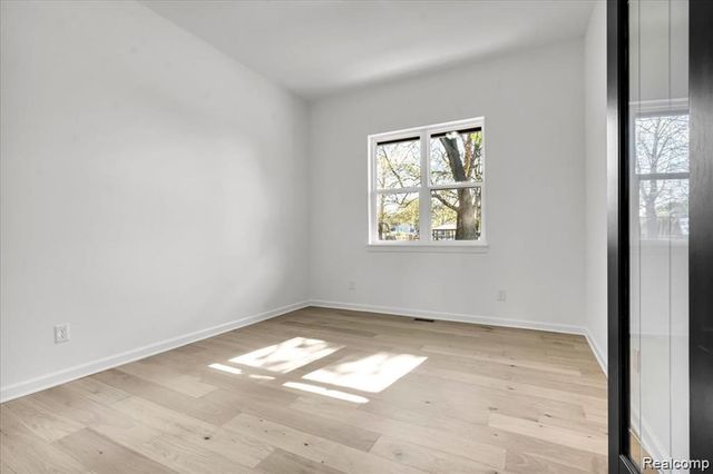 1876 Mckinley Street, Wyandotte, MI 48192