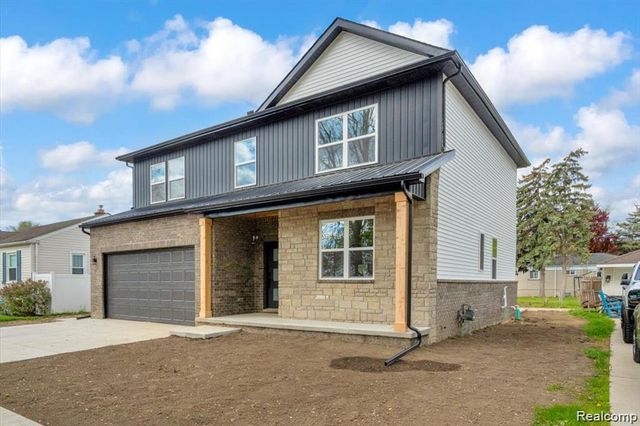 1876 Mckinley Street, Wyandotte, MI 48192