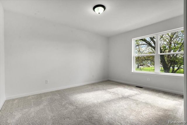 1876 Mckinley Street, Wyandotte, MI 48192