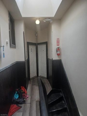 19 Stevens Ave, Jersey City, NJ 07305