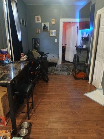 19 Stevens Ave, Jersey City, NJ 07305