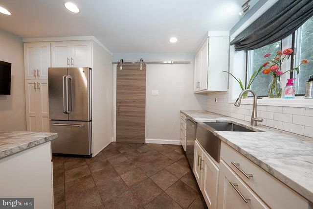 405 BERKLEY RD, Haverford, PA 19041