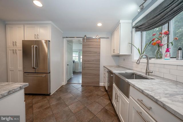 405 BERKLEY RD, Haverford, PA 19041