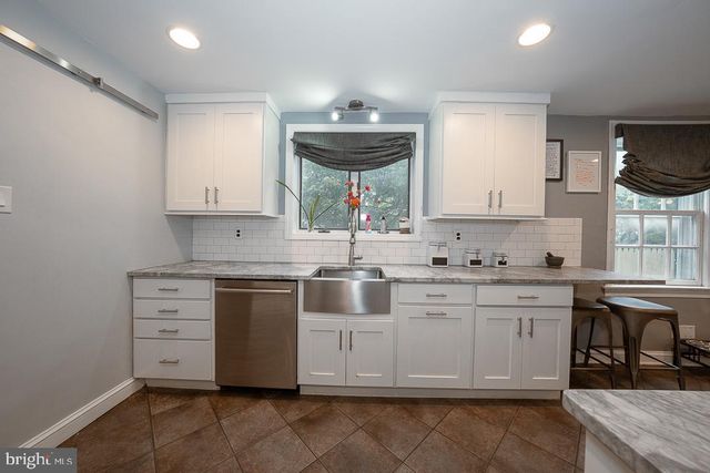 405 BERKLEY RD, Haverford, PA 19041