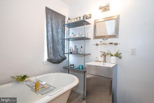 405 BERKLEY RD, Haverford, PA 19041