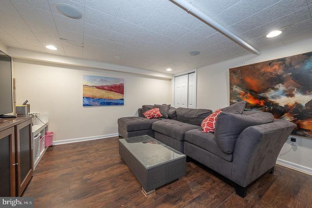 405 BERKLEY RD, Haverford, PA 19041