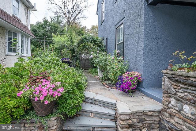 405 BERKLEY RD, Haverford, PA 19041