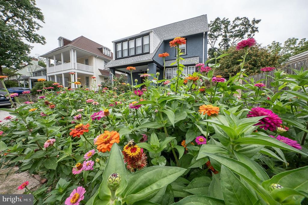 405 BERKLEY RD, Haverford, PA 19041