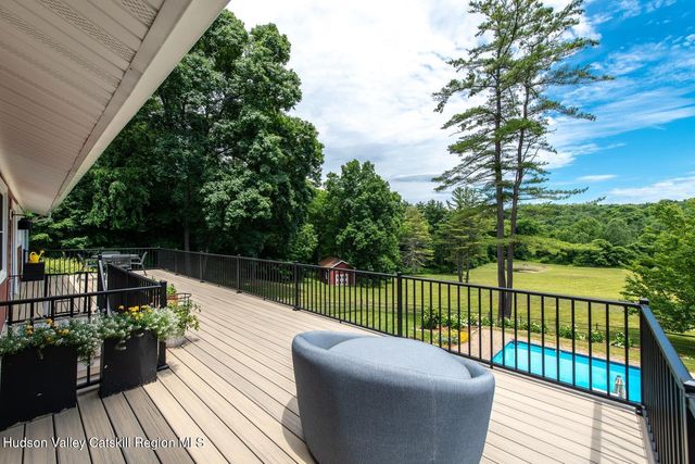 242 Milan Hollow Road, Rhinebeck, NY 12572