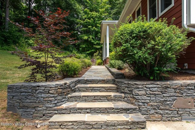 242 Milan Hollow Road, Rhinebeck, NY 12572