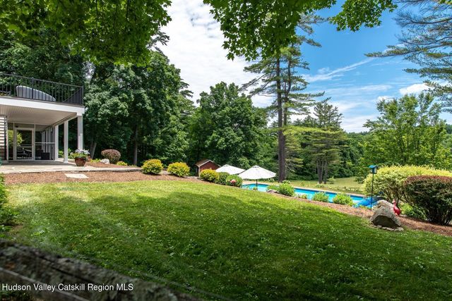 242 Milan Hollow Road, Rhinebeck, NY 12572