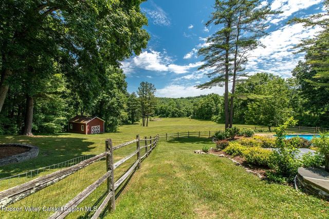 242 Milan Hollow Road, Rhinebeck, NY 12572