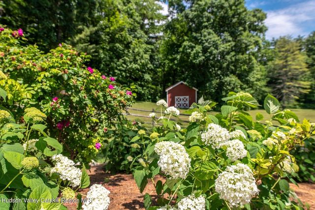 242 Milan Hollow Road, Rhinebeck, NY 12572