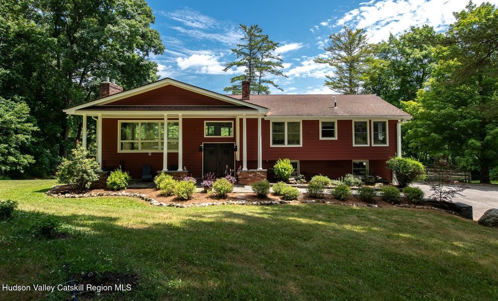 242 Milan Hollow Road, Rhinebeck, NY 12572