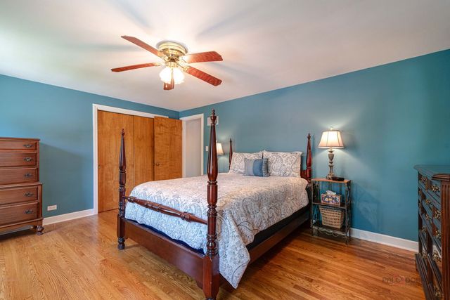 225 Stratford Road, Des Plaines, IL 60016