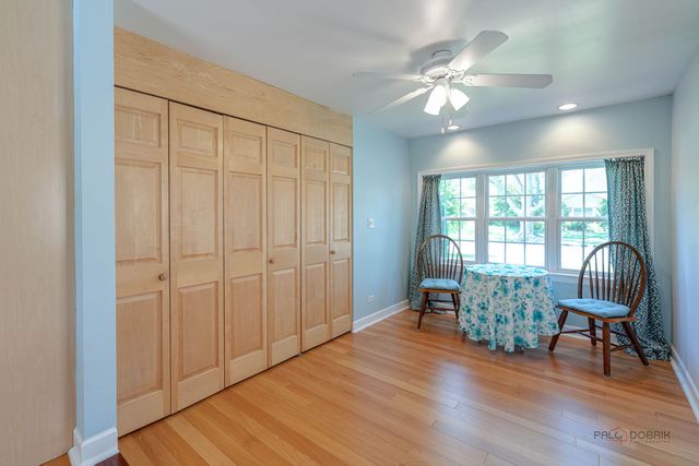 225 Stratford Road, Des Plaines, IL 60016