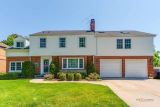 225 Stratford Road, Des Plaines, IL 60016