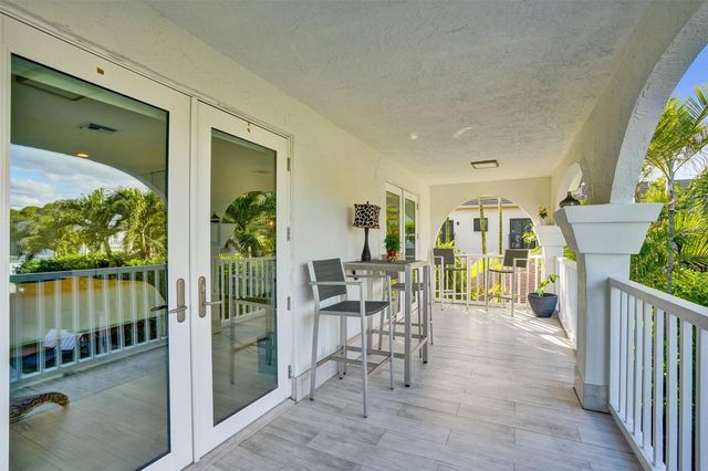 1050 NE 33rd Street, Oakland Park, FL 33334