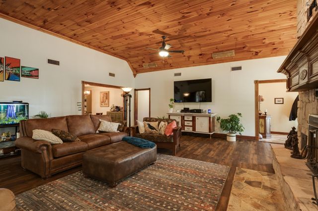 30120 N STATE HIGHWAY 289, Pottsboro, TX 75076