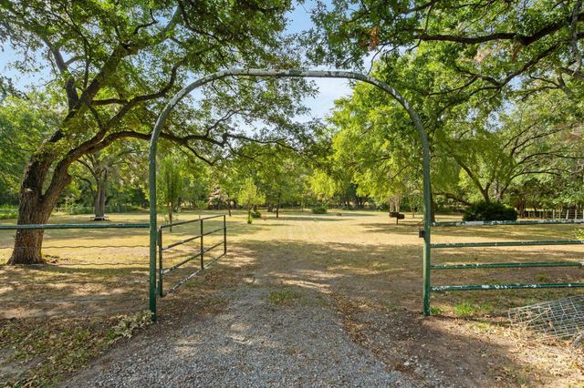 30120 N STATE HIGHWAY 289, Pottsboro, TX 75076