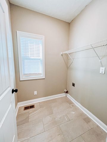 413 Andean Ct, Clarksville, TN 37040