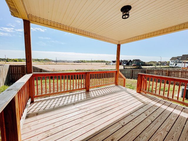 413 Andean Ct, Clarksville, TN 37040