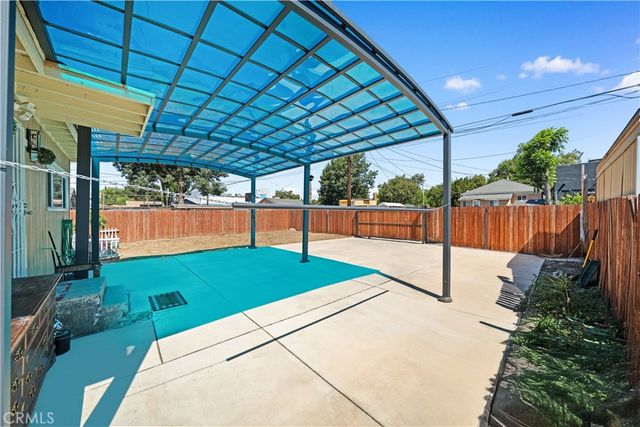 645 W Center Street, Pomona, CA 91768