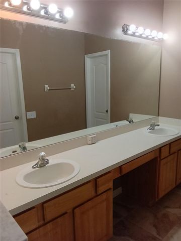 7724 OUTERBRIDGE STREET, Wesley Chapel, FL 33545
