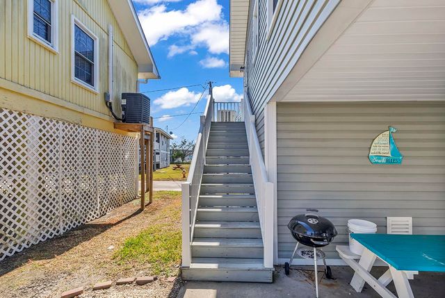 125 Easy St., Garden City Beach, SC 29576